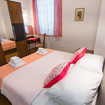 Apartment Vita Palit Buitenkant foto