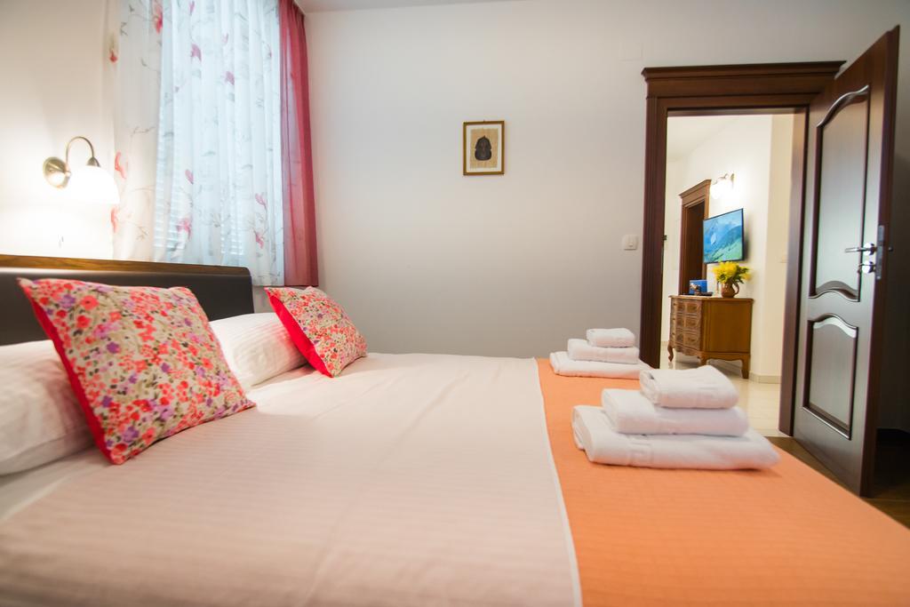 Apartment Vita Palit Buitenkant foto